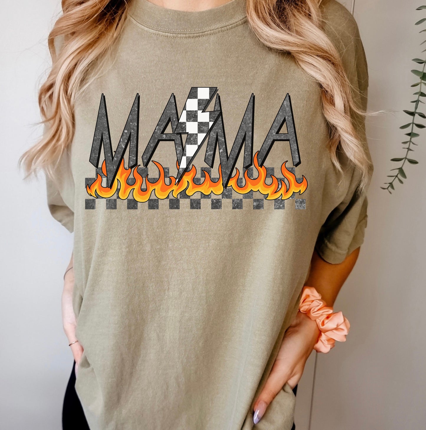 Comfort Colors Mama Shirt, Checkered Mama Tee, Trendy Mom Tshirt, Gift For Mom, Pregnancy Announcement, Grunge Mom, Mama Era, Motherhood
